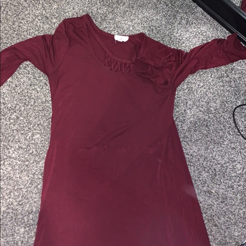 Long sleeve maroon dress